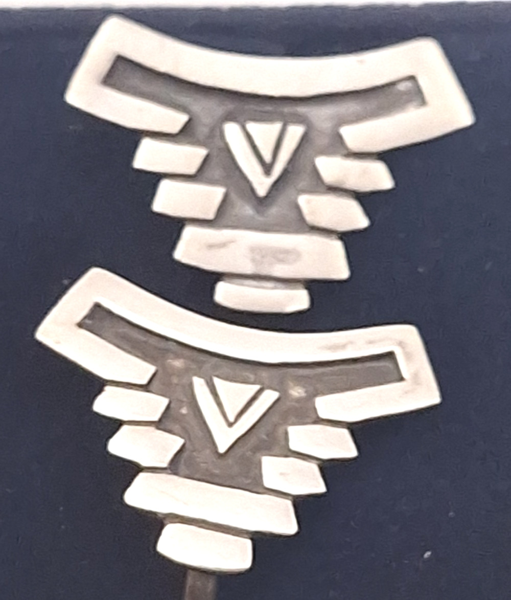 Vintage Mexico Silver Geometric Screw Back Earrings Desert Chic Southwestern